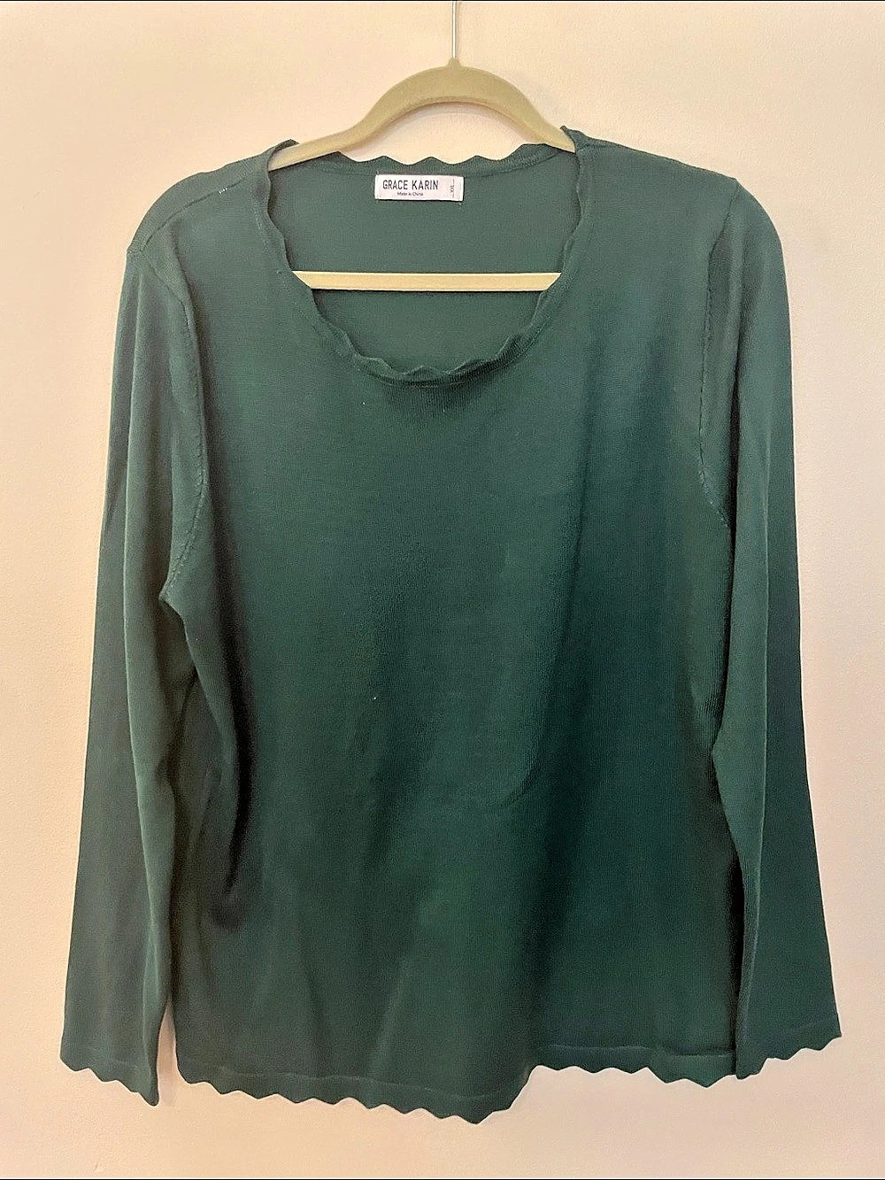 Grace Karin Long Sleeve Scalloped Top in Green XXL Like New